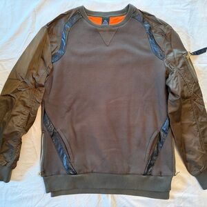 Men's Brown and Black Crewneck Sweater